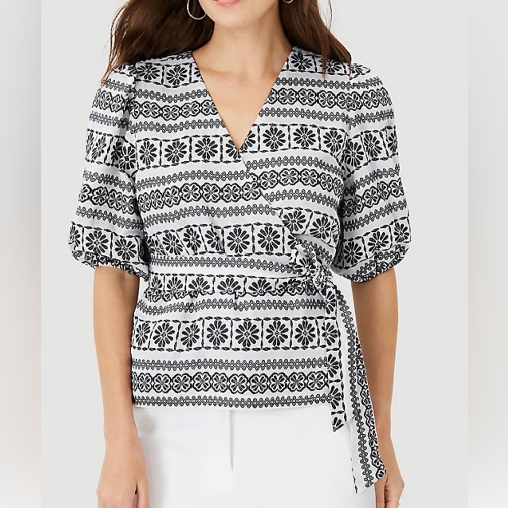 NWT Ann Taylor Dobby Belted Wrap Floral Blouse Balloon Sleeve Size XS